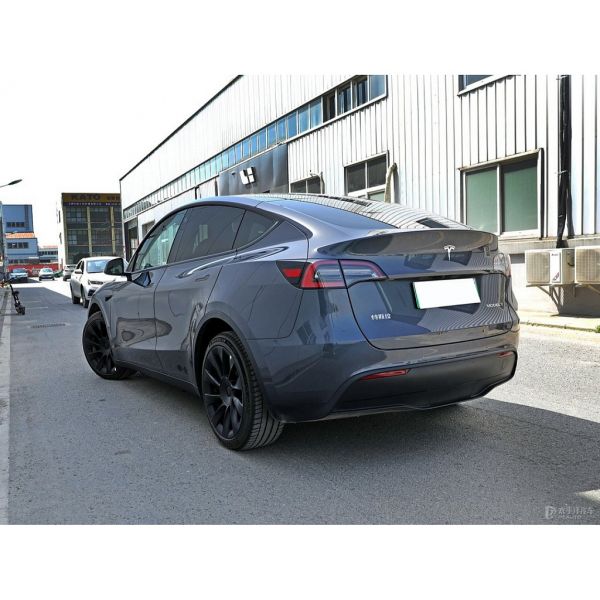 Электромобиль Tesla Model Y High Performance