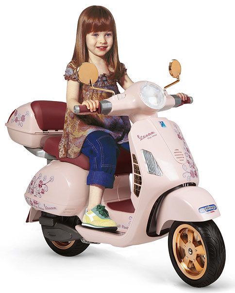 Детский электромотоцикл Peg Perego Vespa Mon Amour