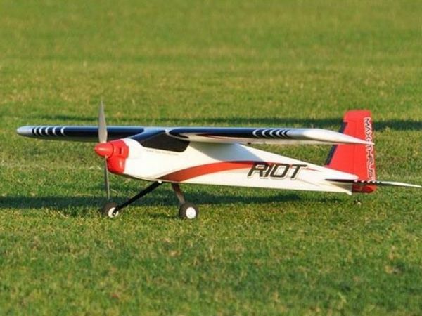 Р/У самолет Top RC Riot 1400мм PNP