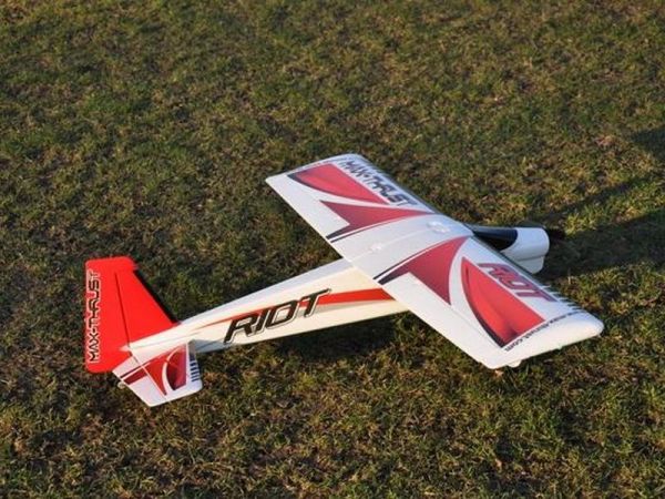 Р/У самолет Top RC Riot 1400мм PNP